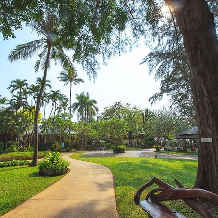 Raya Resort Beach Front - The Most Green Resort In Csaam Kültér fotó