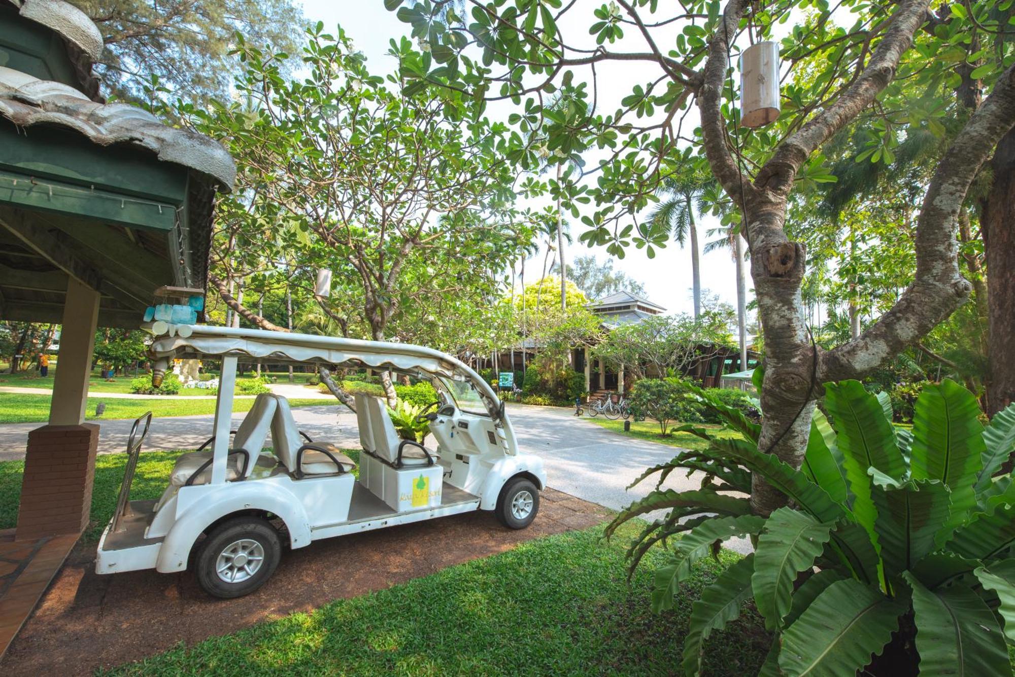 Raya Resort Beach Front - The Most Green Resort In Csaam Kültér fotó