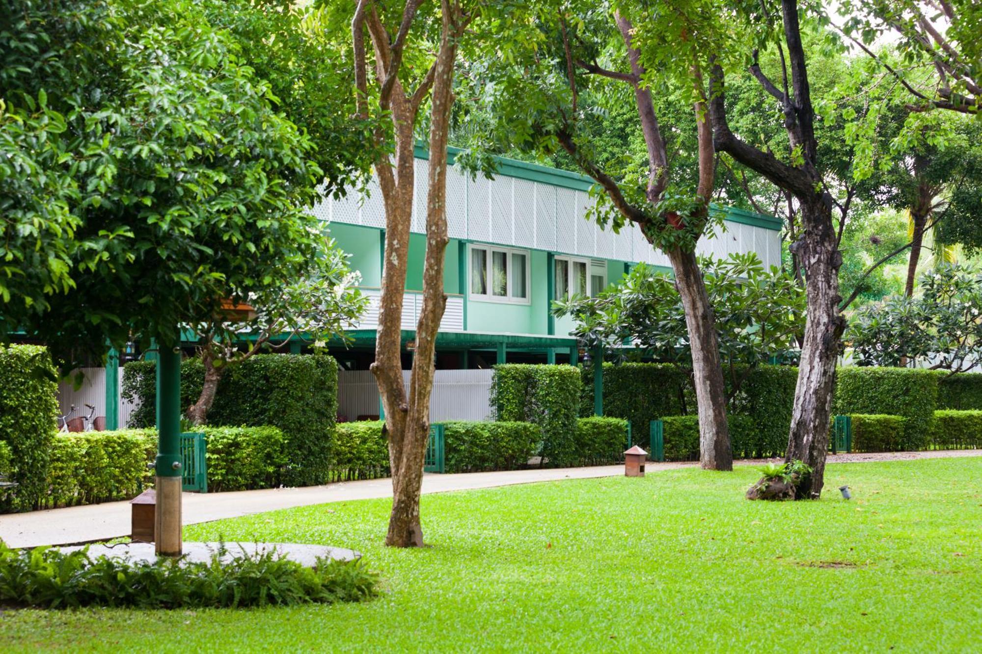 Raya Resort Beach Front - The Most Green Resort In Csaam Kültér fotó